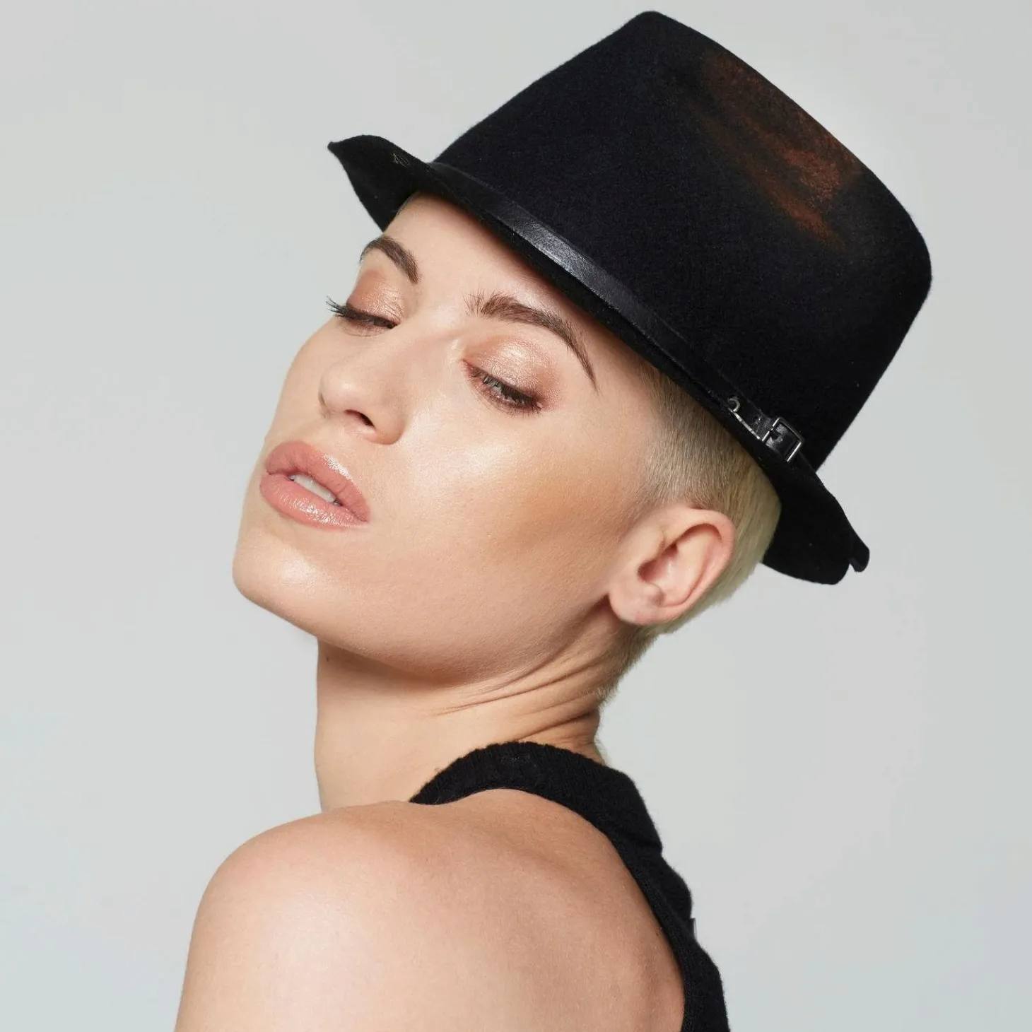 as_cappello_as_eh_cappell_5-4.webp AS98 CAPPELLO AS98 E23-H04003 CAPPELLO NERO BRUCIATO
