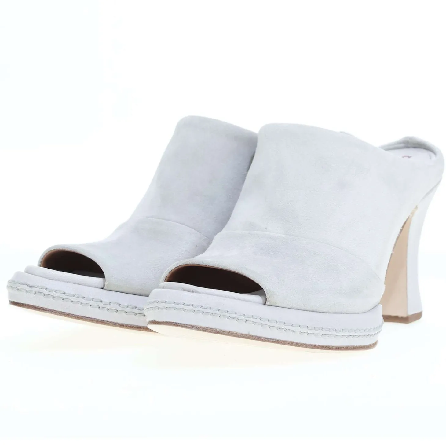 AS98 VIANNA E23-B28004 MULES ICE